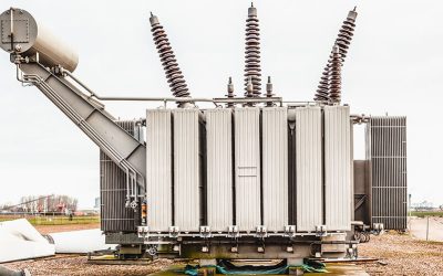 В каких системах обычно используются масляные трансформаторы на 10 кВ?