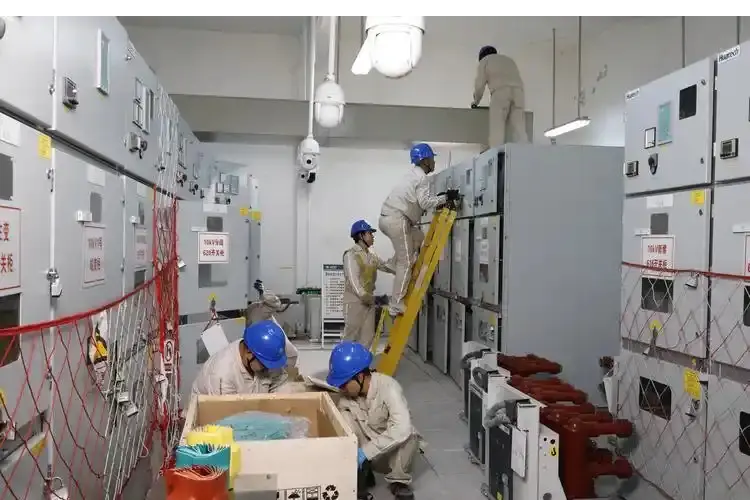 Техническое обслуживание высоковольтных распределительных устройств (1)